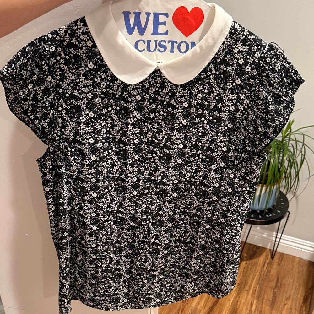 Adrianna Papell Black and White Floral Blouse
